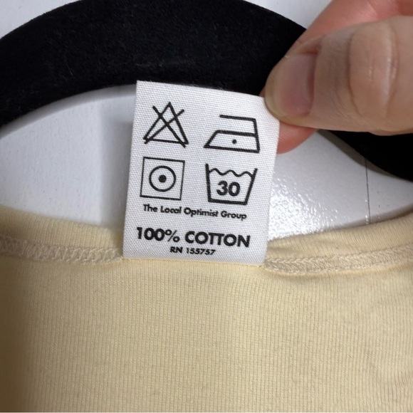 Madhappy - Holographic Logo Baby Tee - Cream - Medium NWOT - Picture 4 of 7